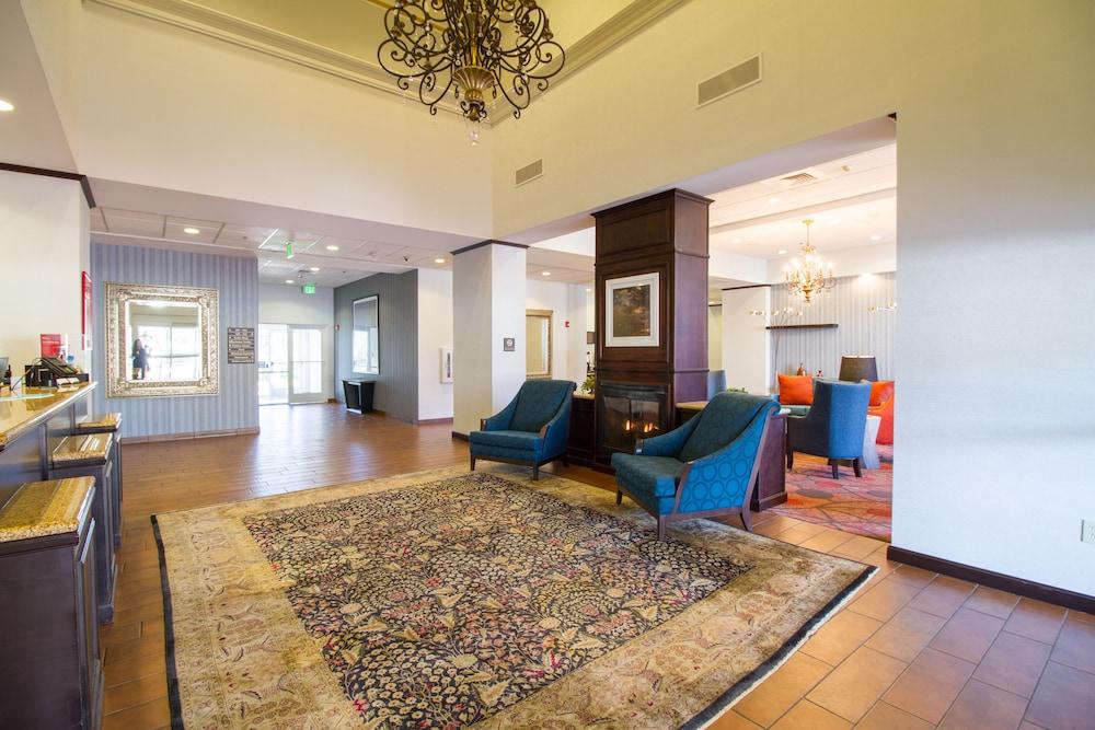 Hampton Inn & Suites Huntsville Hampton Cove Buitenkant foto