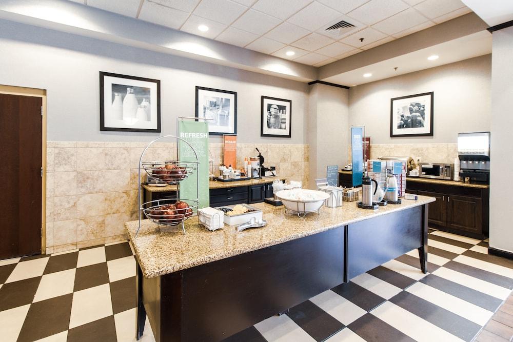 Hampton Inn & Suites Huntsville Hampton Cove Buitenkant foto
