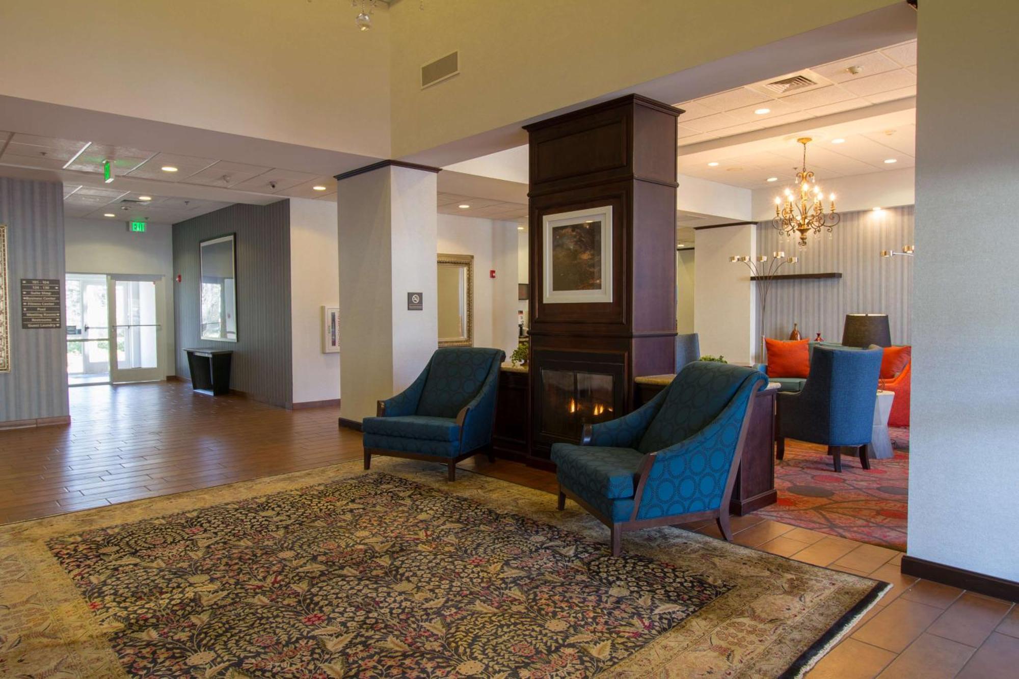 Hampton Inn & Suites Huntsville Hampton Cove Buitenkant foto