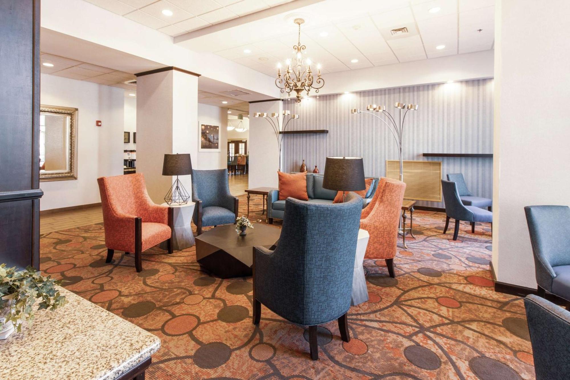 Hampton Inn & Suites Huntsville Hampton Cove Buitenkant foto